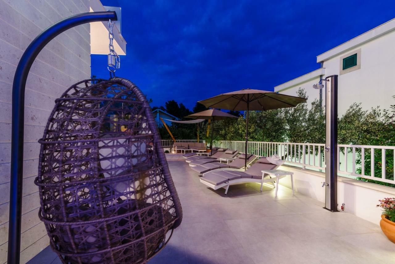 Apartments Villa Dalmatia Трогир Экстерьер фото
